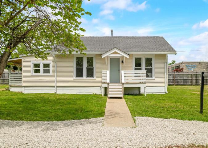 802 - The Broadview Bungalow