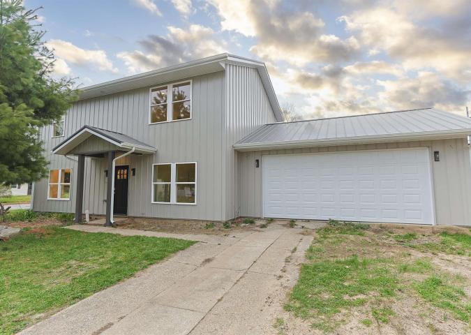 4024 Addison