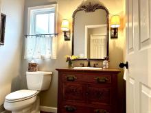 Bathroom/Powder Room