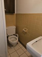 1/2 bath / main floor