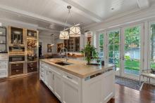 Kitchen with Appliance Nook
