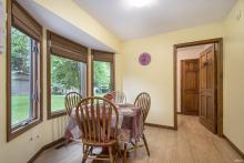 Kitchen Dining Area