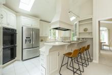 Inviting Breakfast Bar