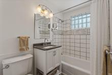 Beautiful tiled shower